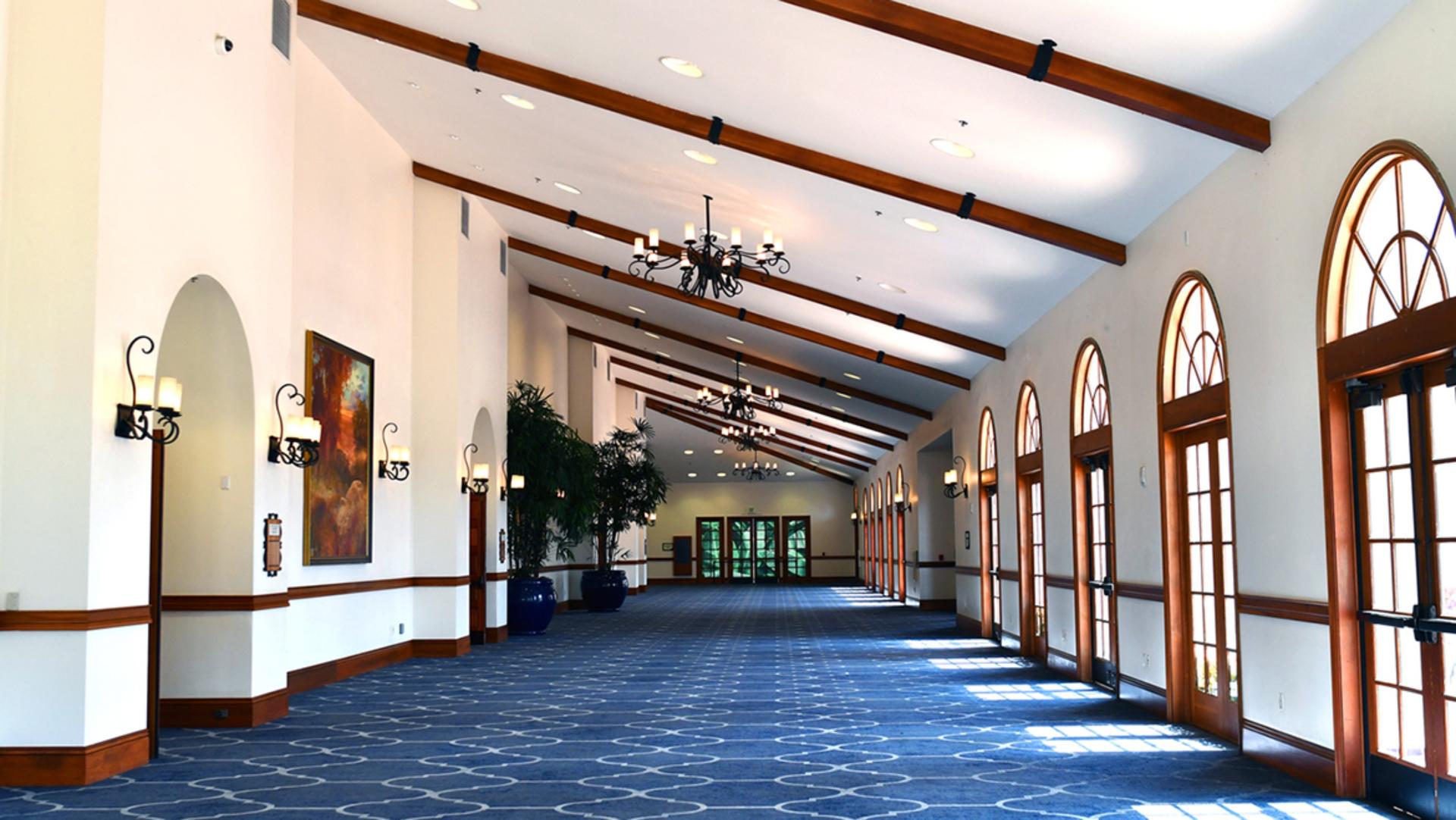 Costa Del Sol Foyer
