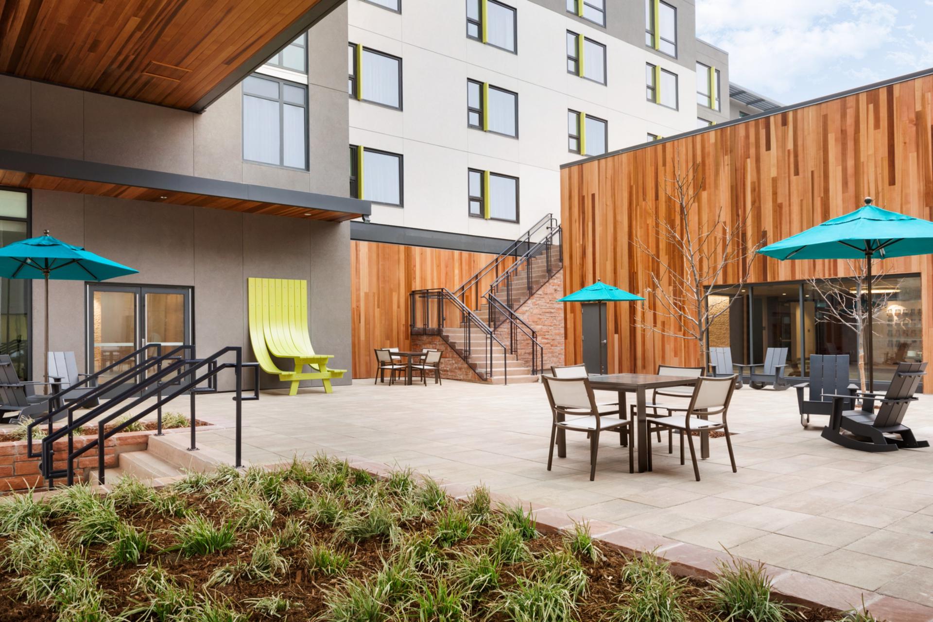 Outdoor Courtyard Square 