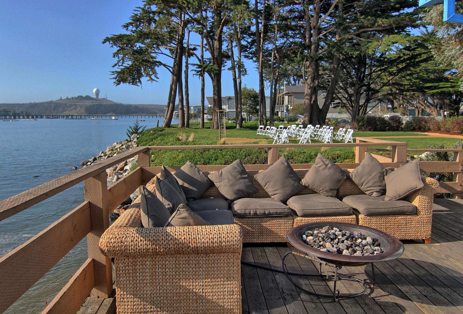 Indoor + Outdoor Deck