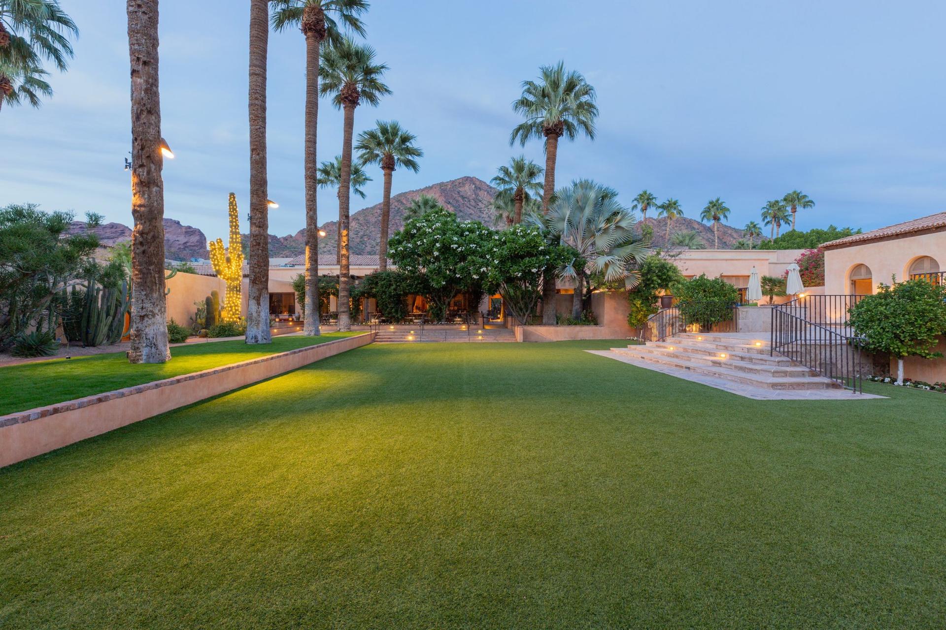 Vernadero Lawn