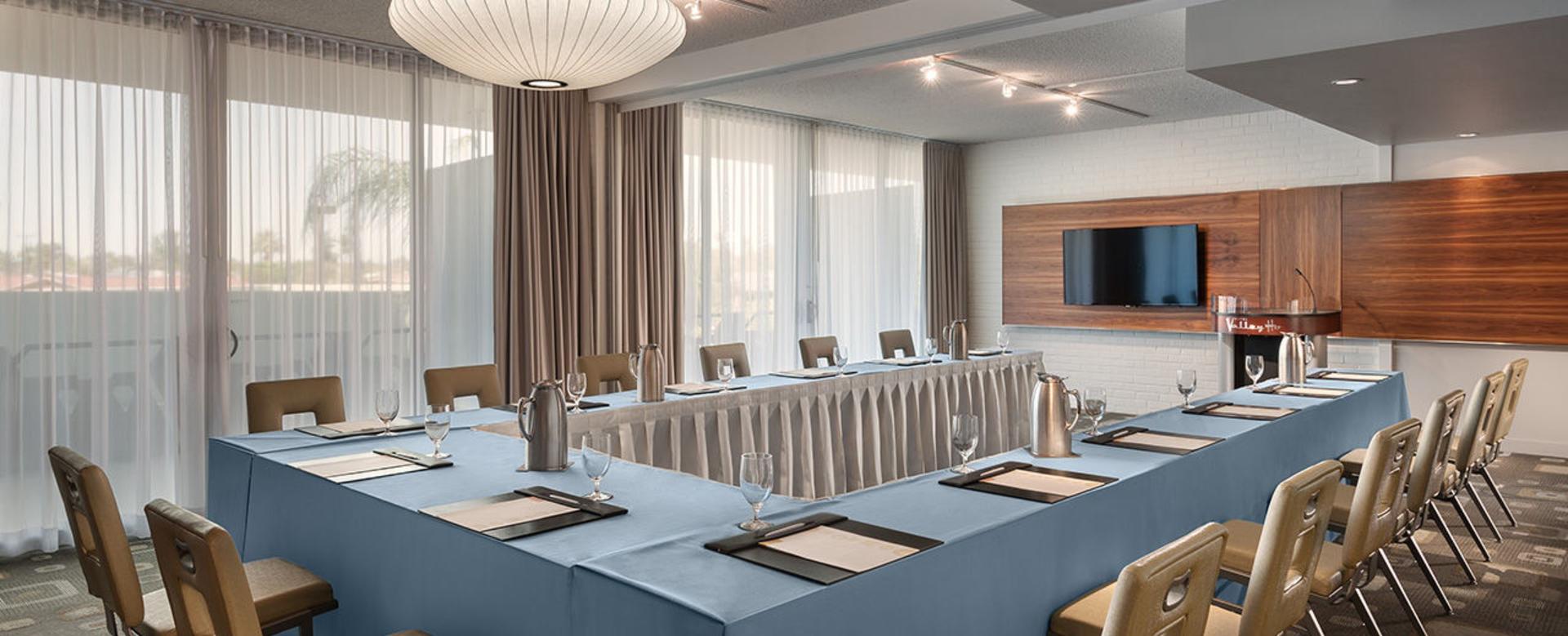 Riviera Boardroom