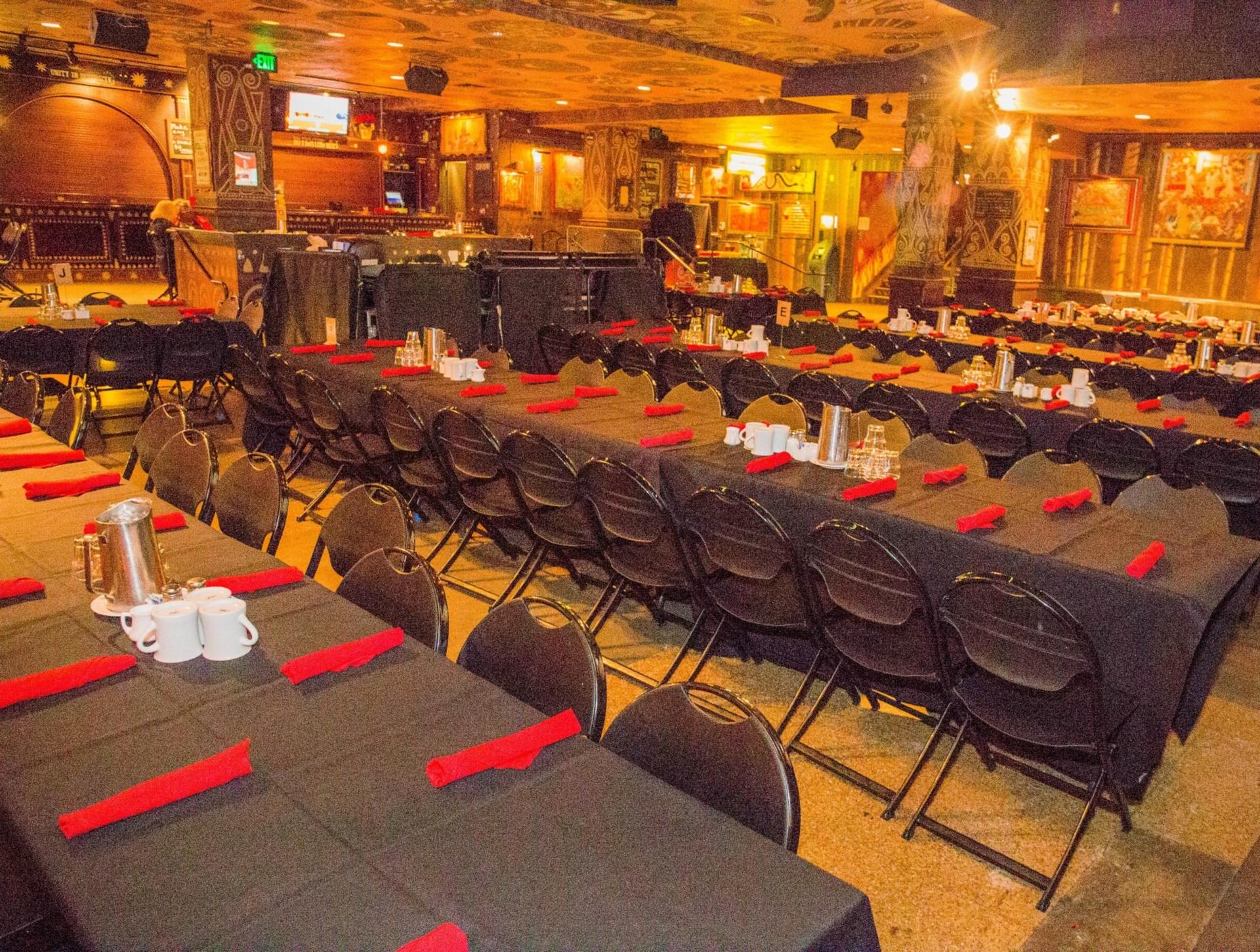 Restaurant & Bar