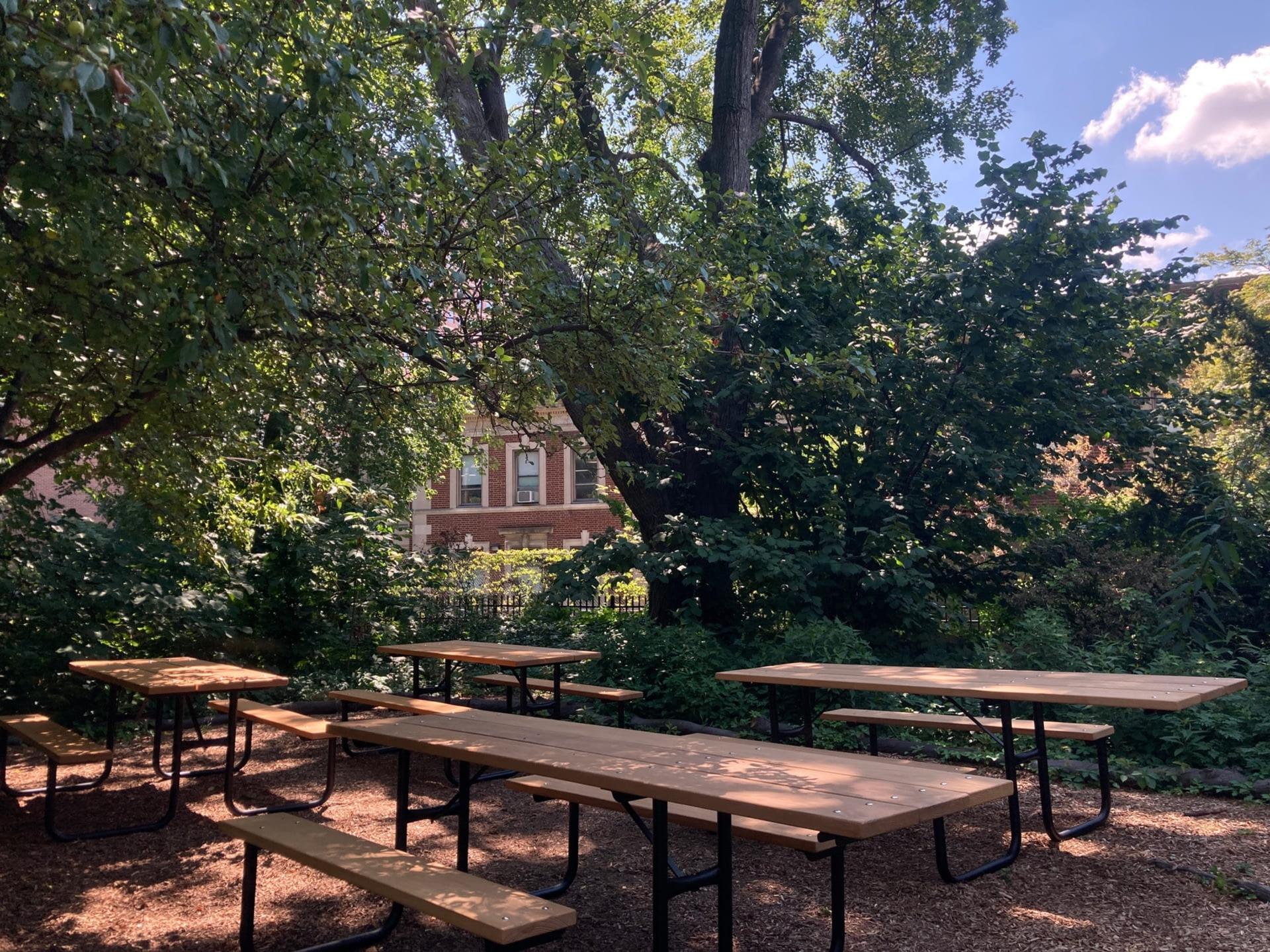 South Lawn Picnic Area