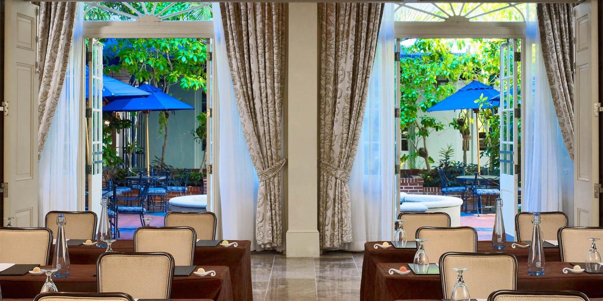 Fleur de Lis Salon