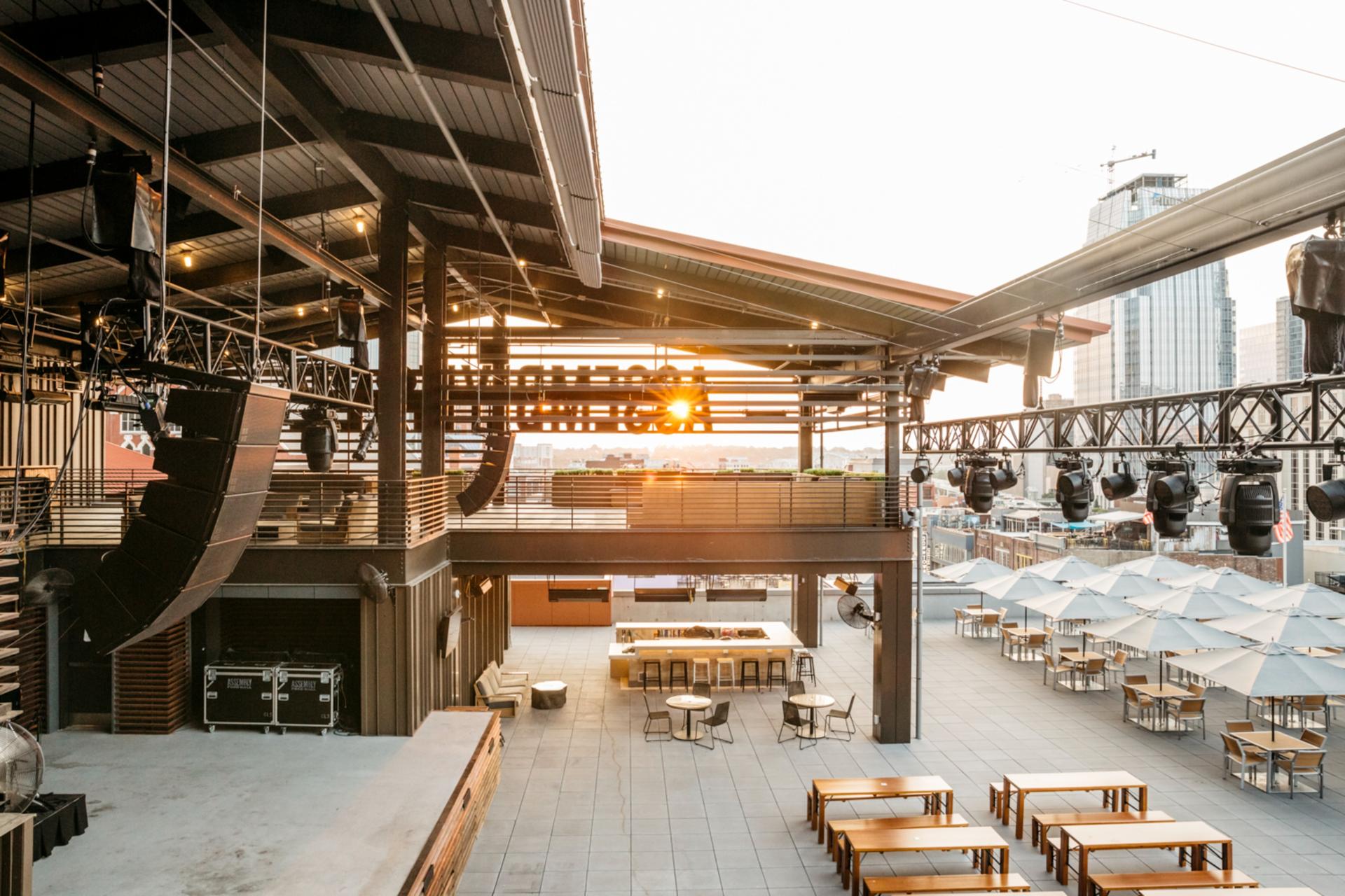 Skydeck - Right Mezzanine