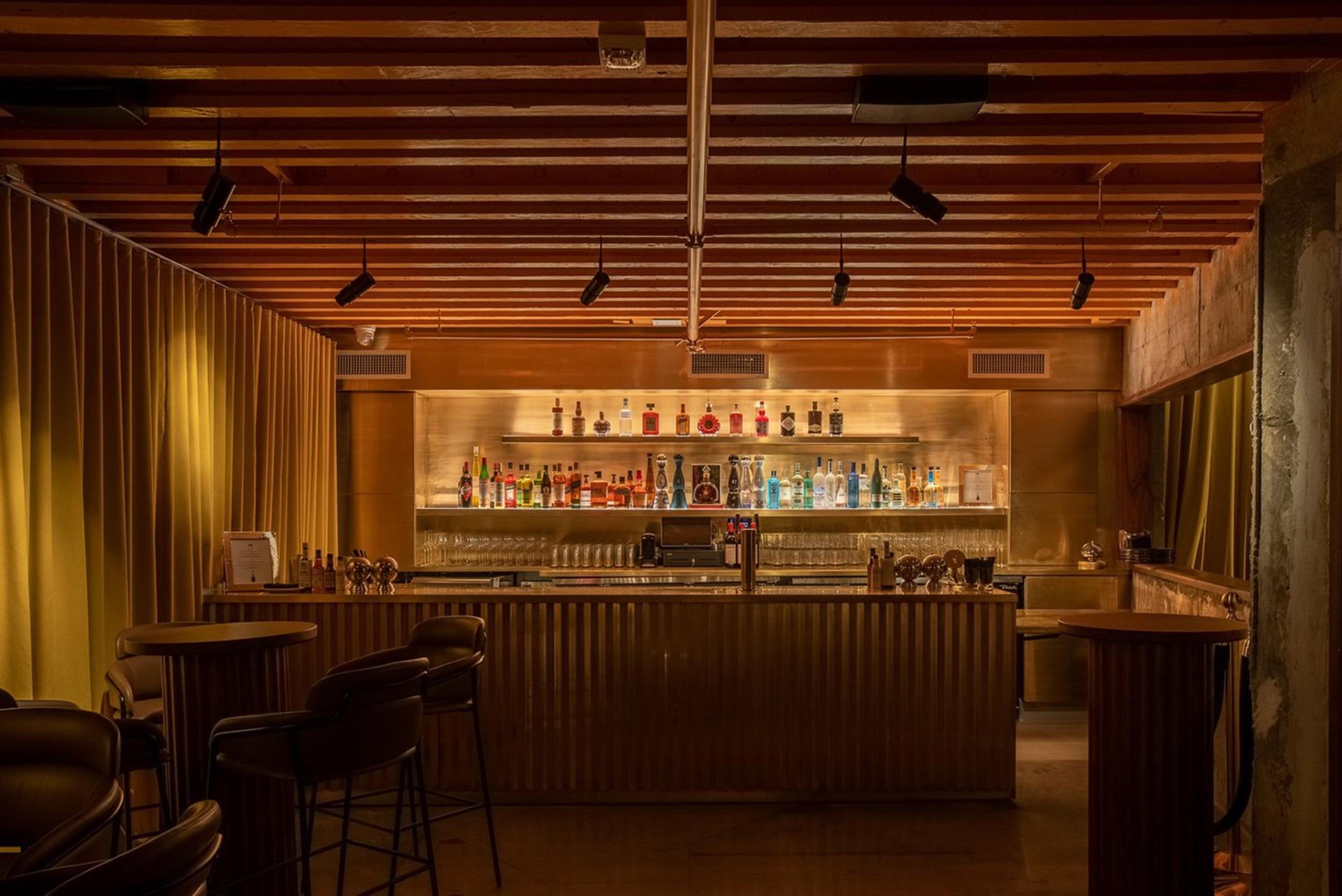 Rooftop + 71 Studio Bar