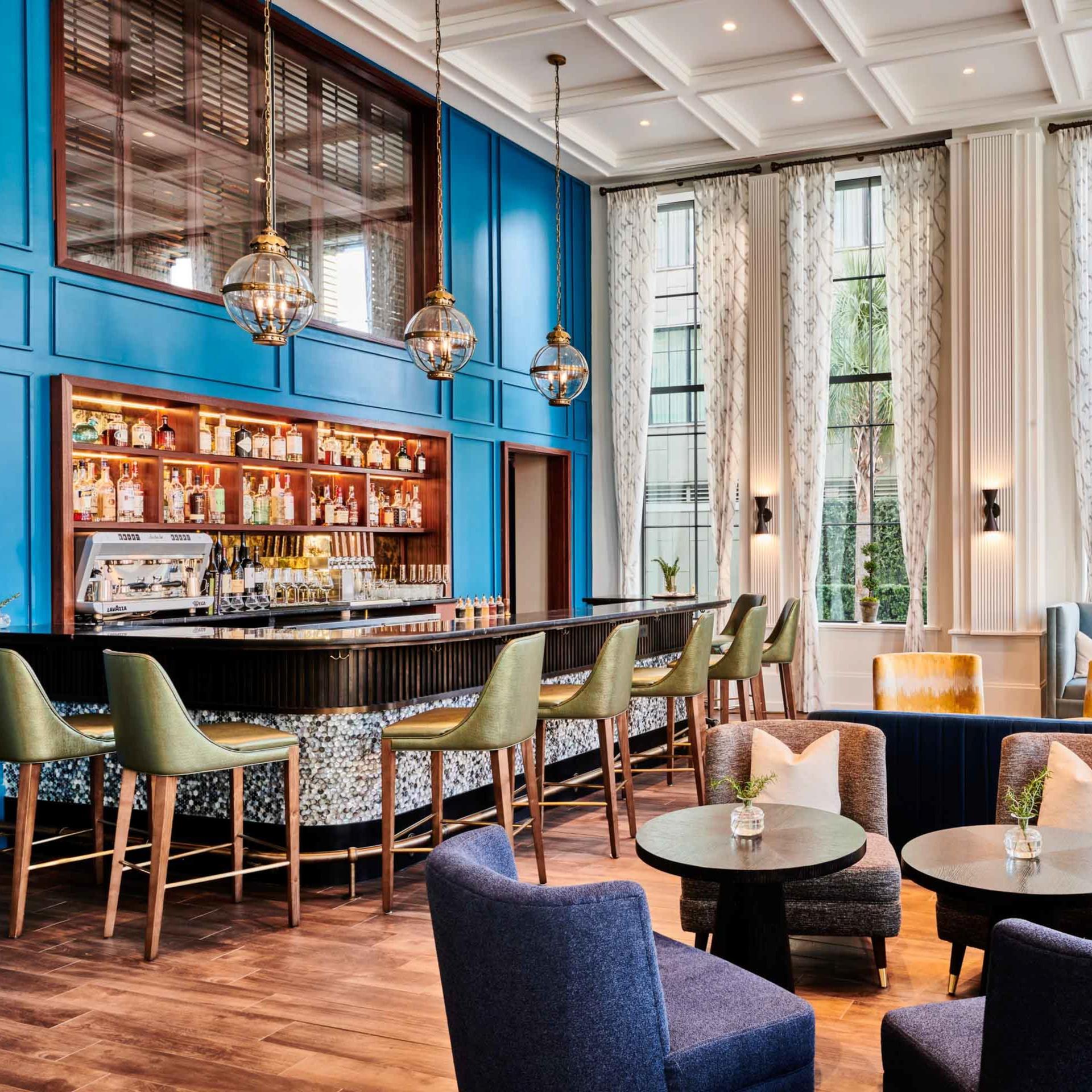 Veranda Lounge