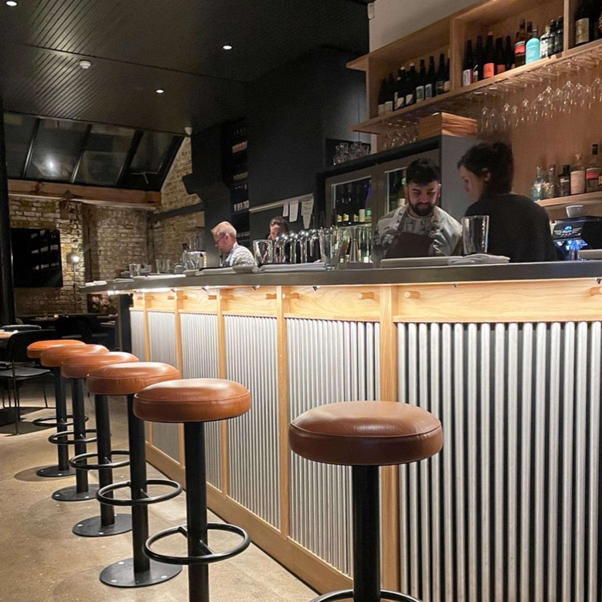 Counter Dining