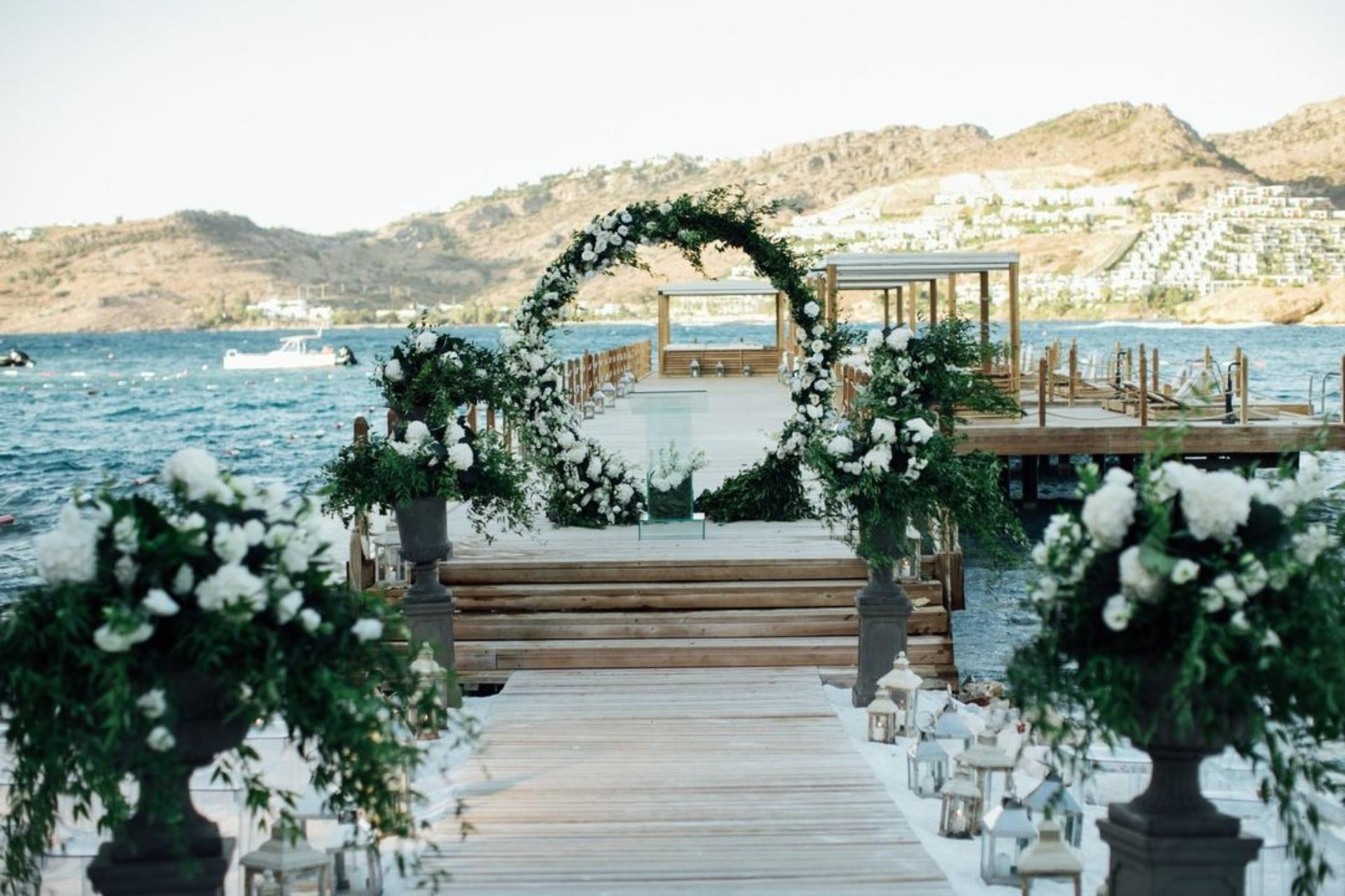 Beach Club - Dock