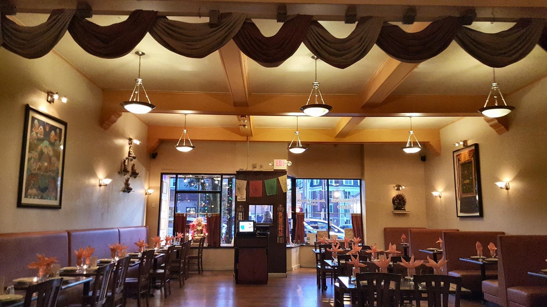 8 Exciting Indian Restaurants In Boston For A Flavorful Feast