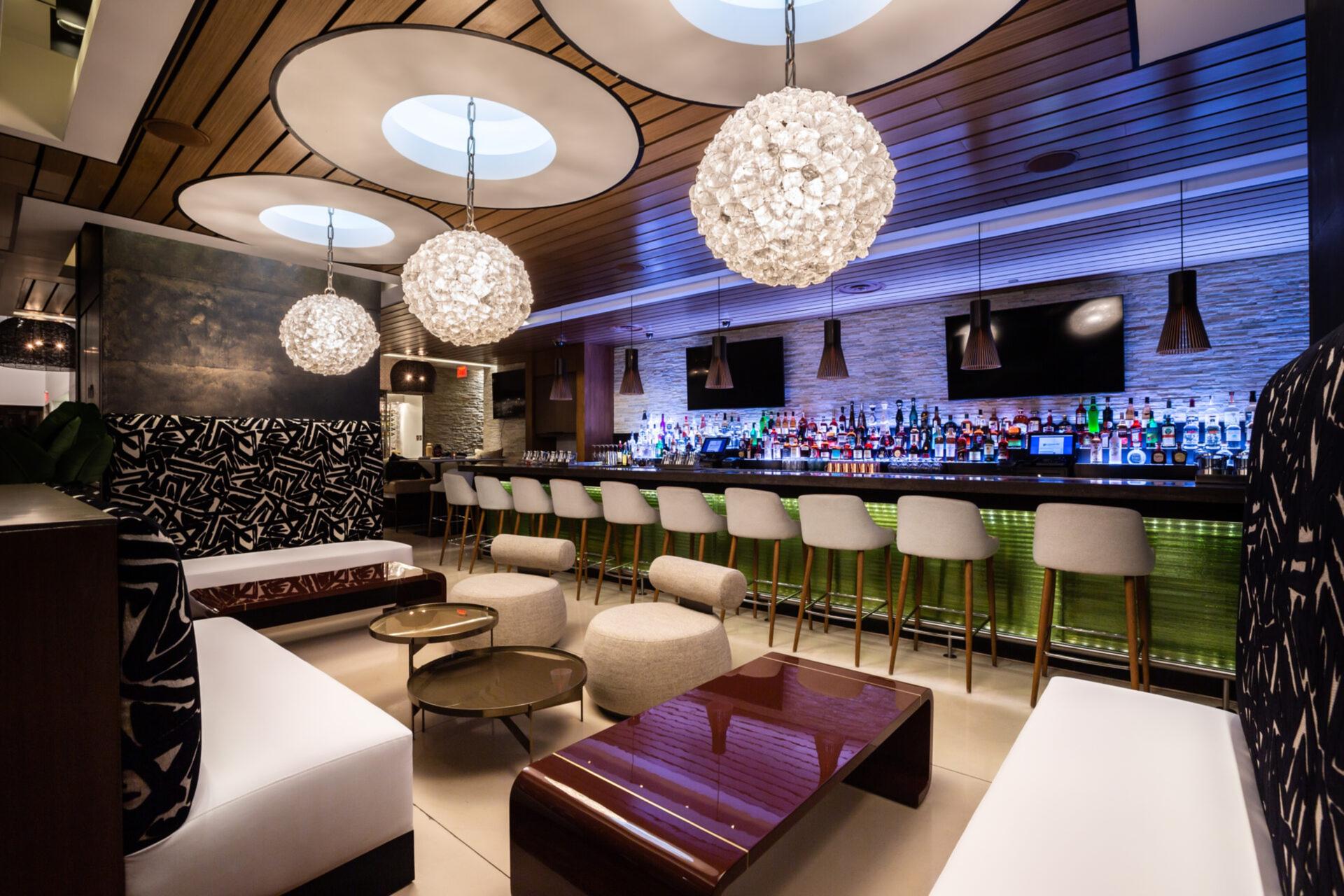 Laguna Bar & Lounge