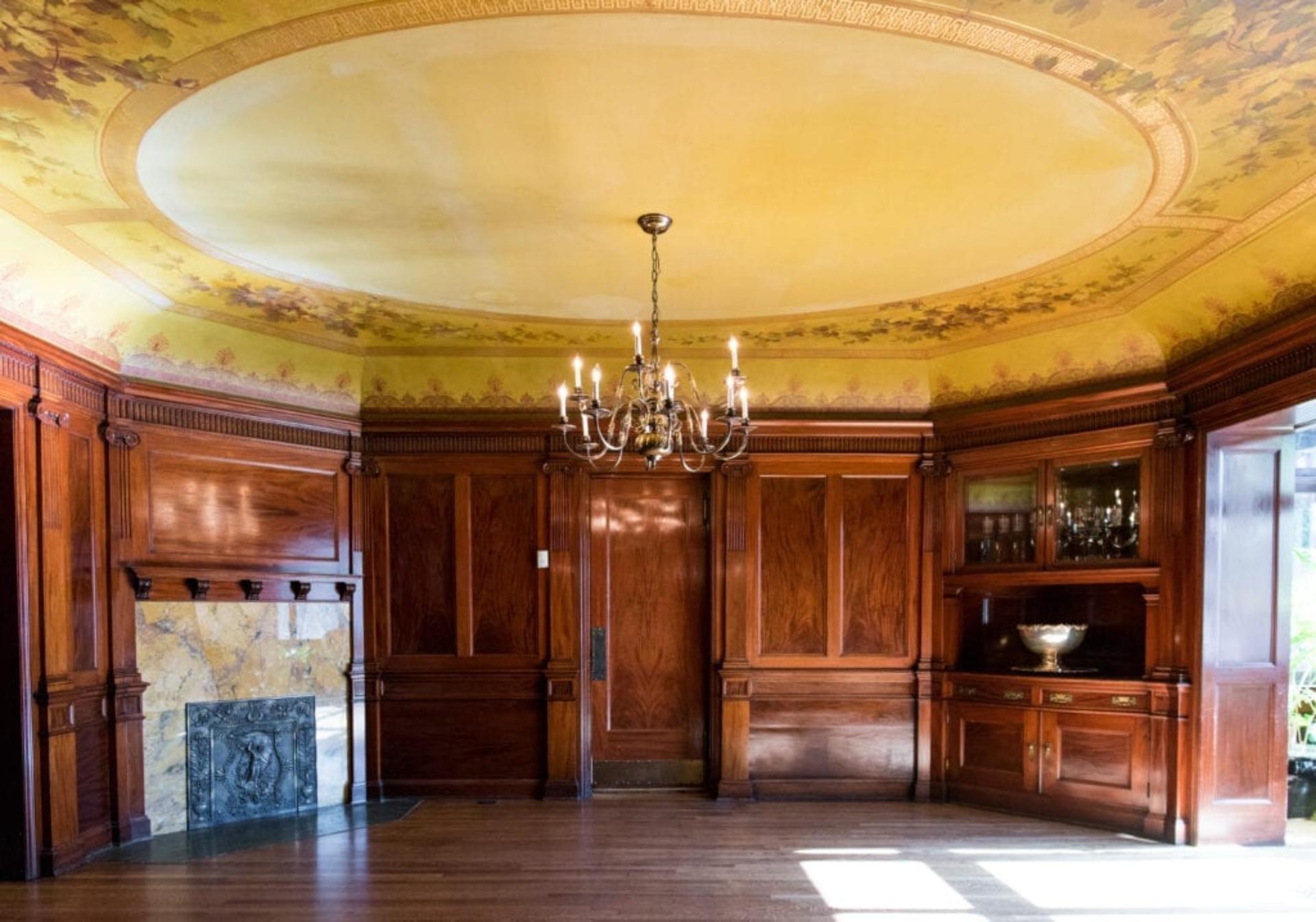 Tea Room 