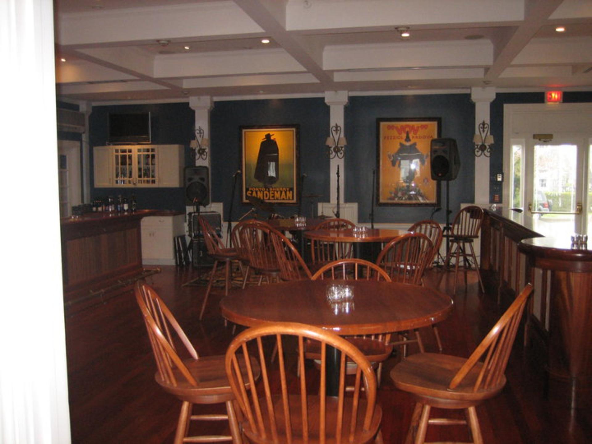 Brant Point Grill Lounge