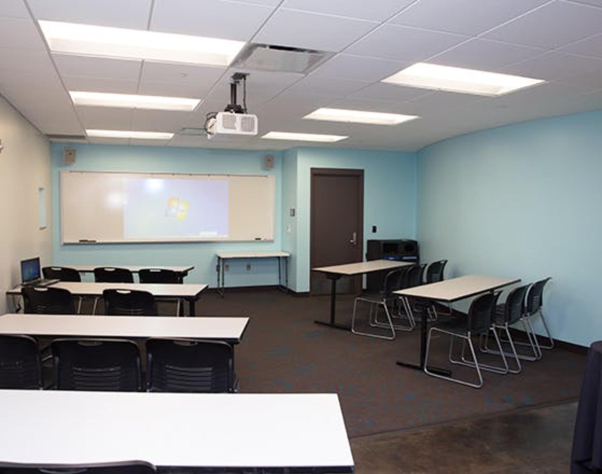 Helzberg Penguin Plaza Classroom