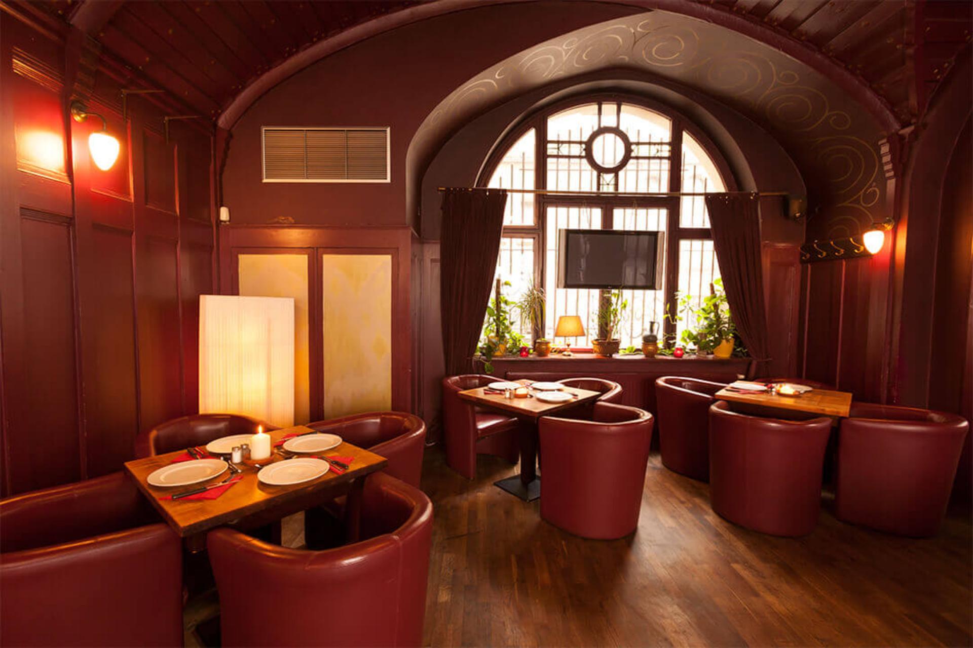 Private Room 2