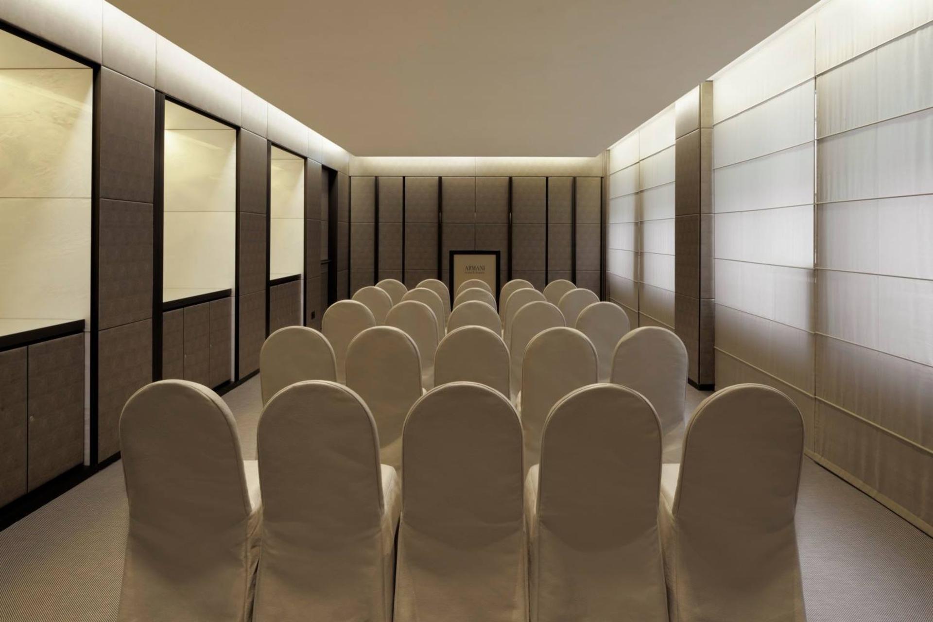 Armani / Business Centre