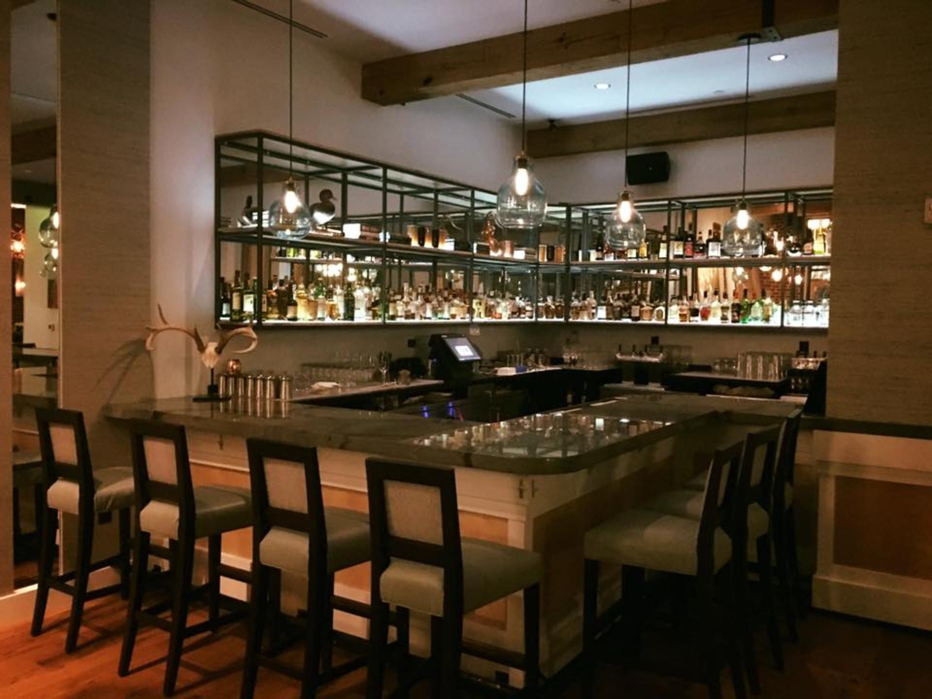 Bar Lounge