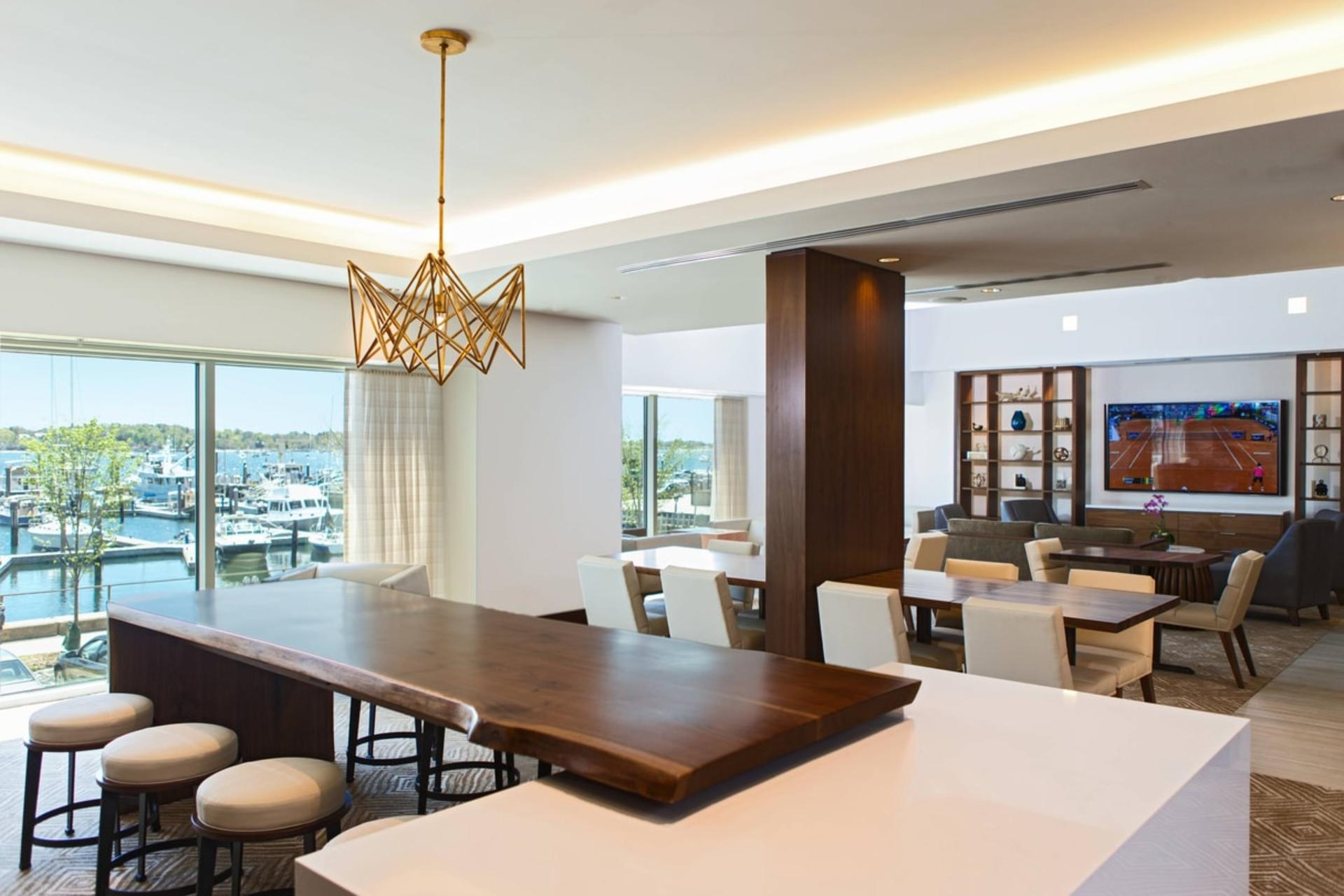 M Club Lounge