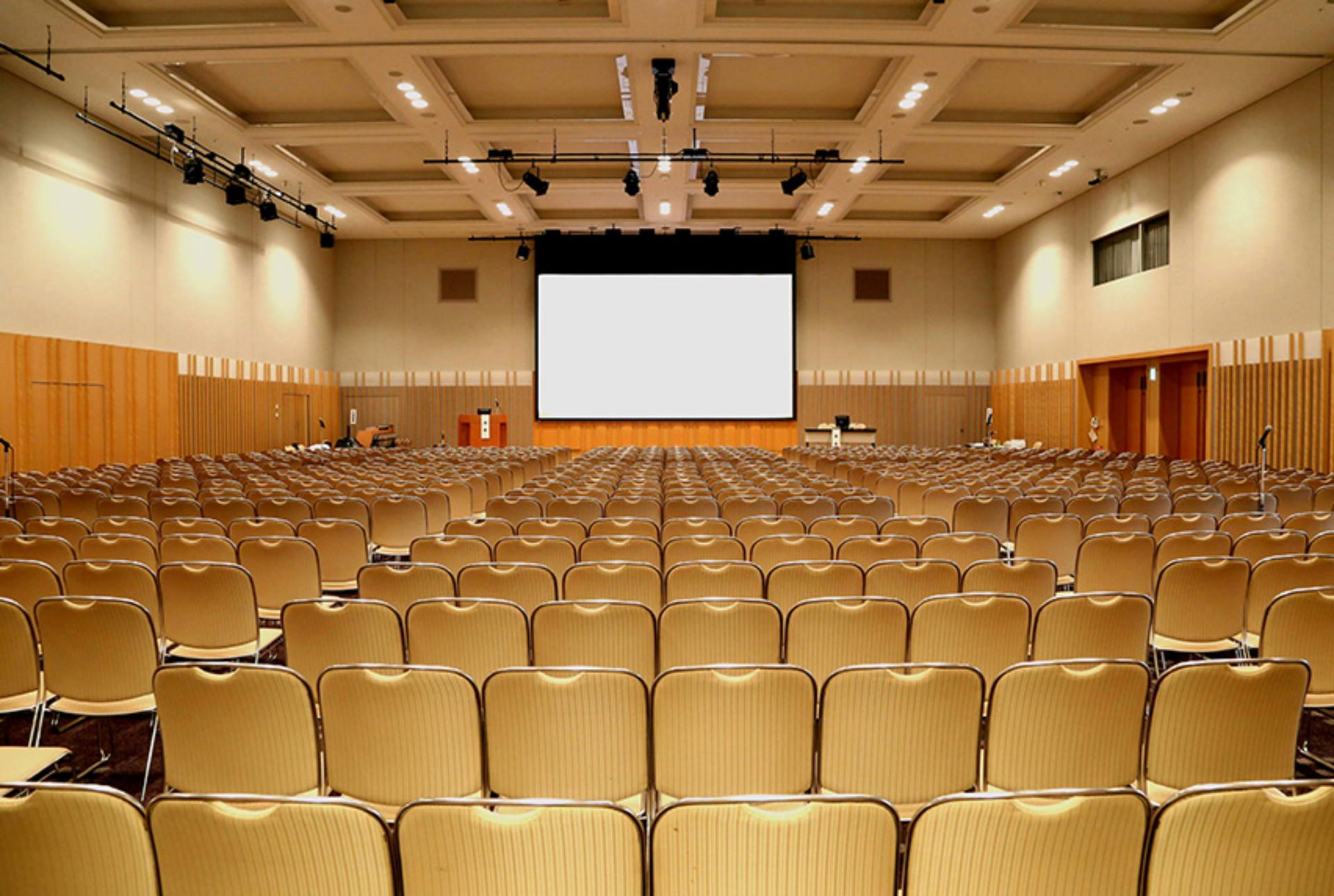 Middle Hall