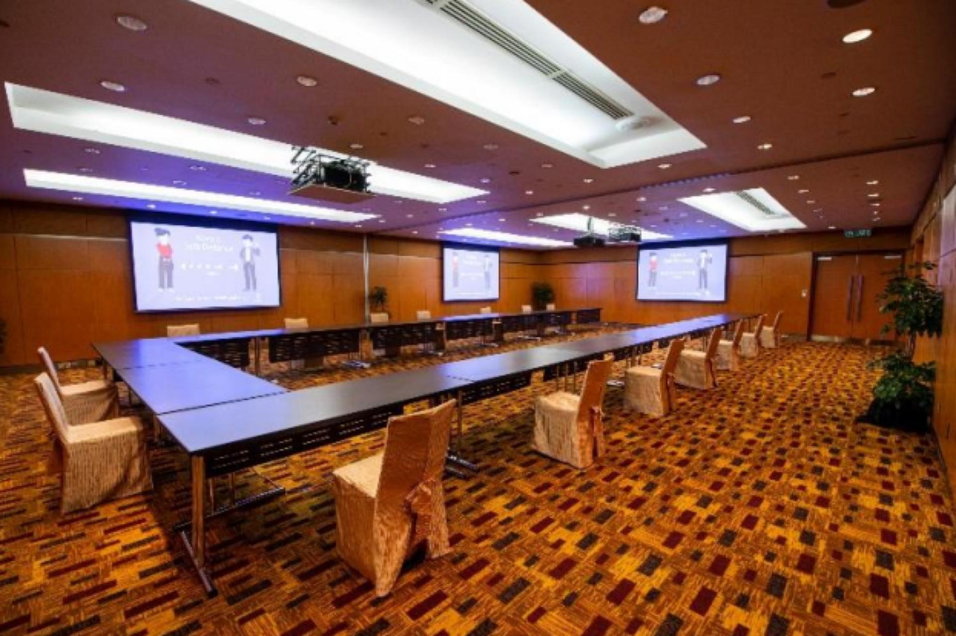 Meeting Rooms 