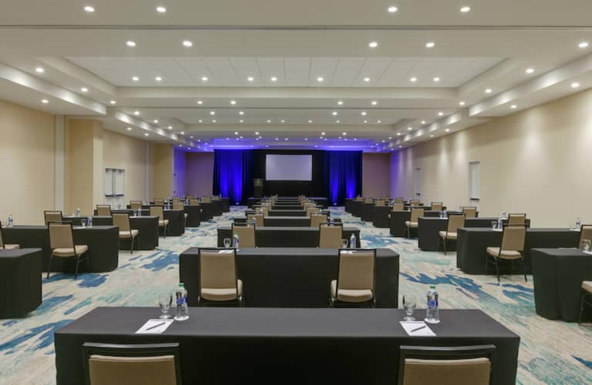 Palmeras Ballroom - Banquet Room C