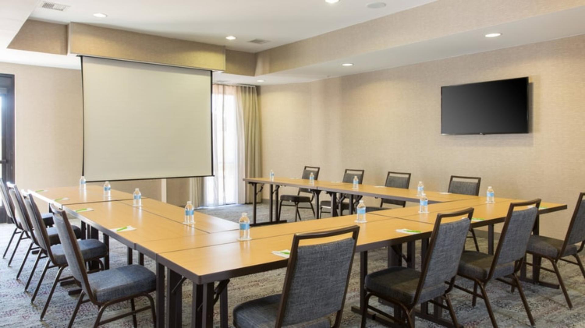 Jordan Creek Meeting Room
