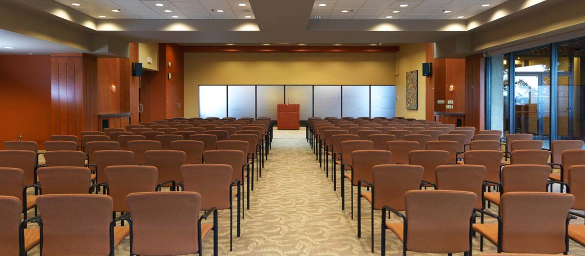 Lincoln Park Room