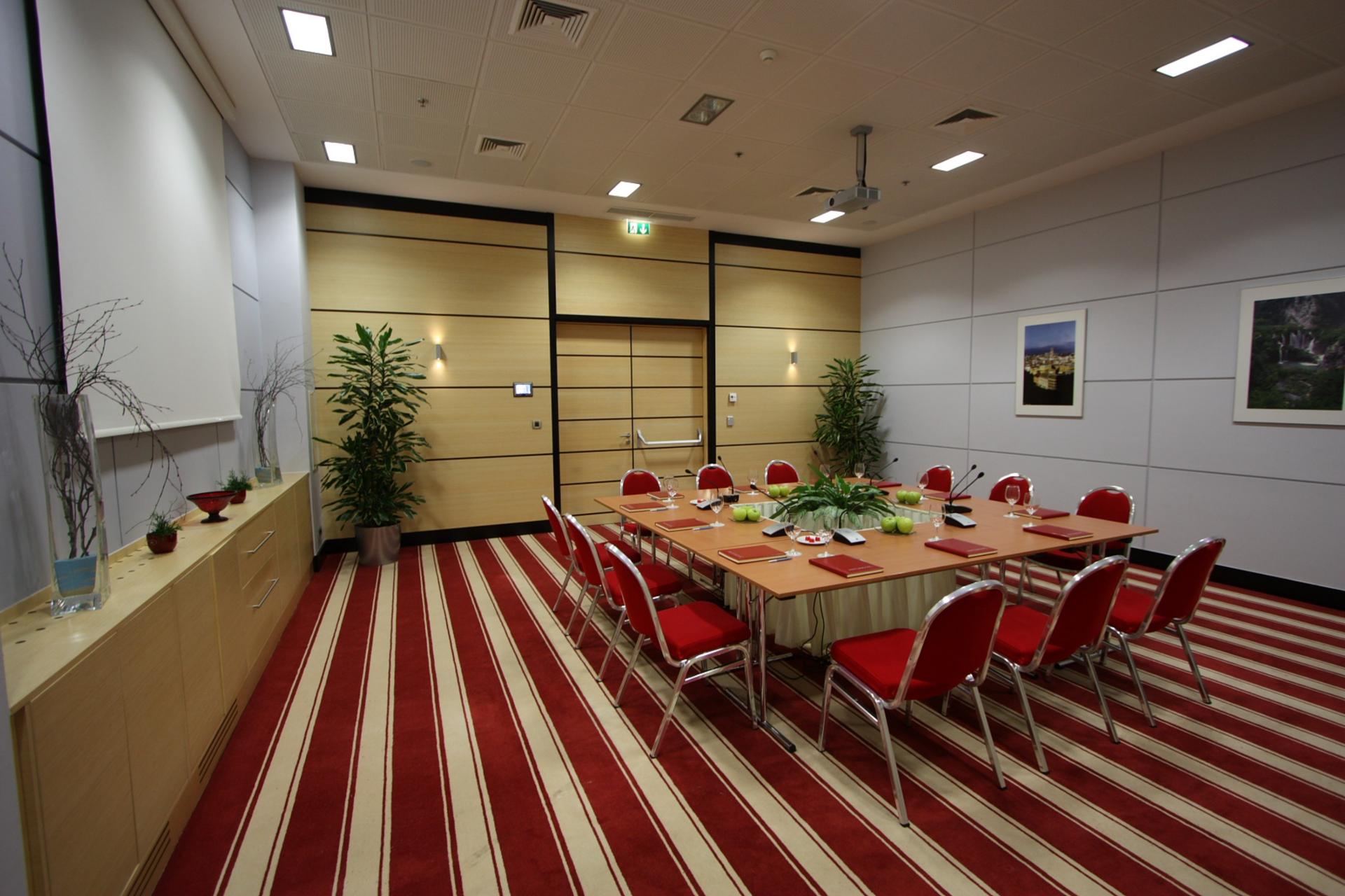 Salon Strauss