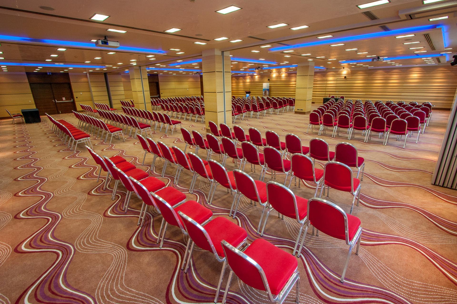 Beethoven Hall 2