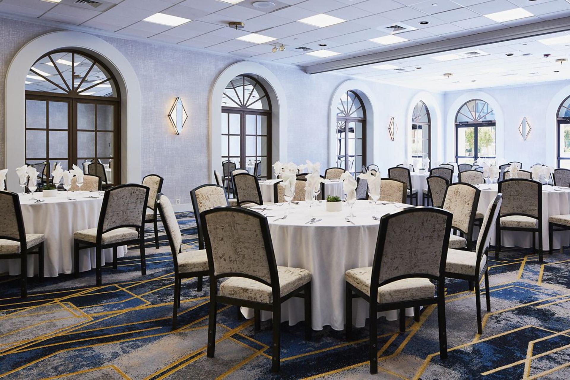 Justines Ballroom