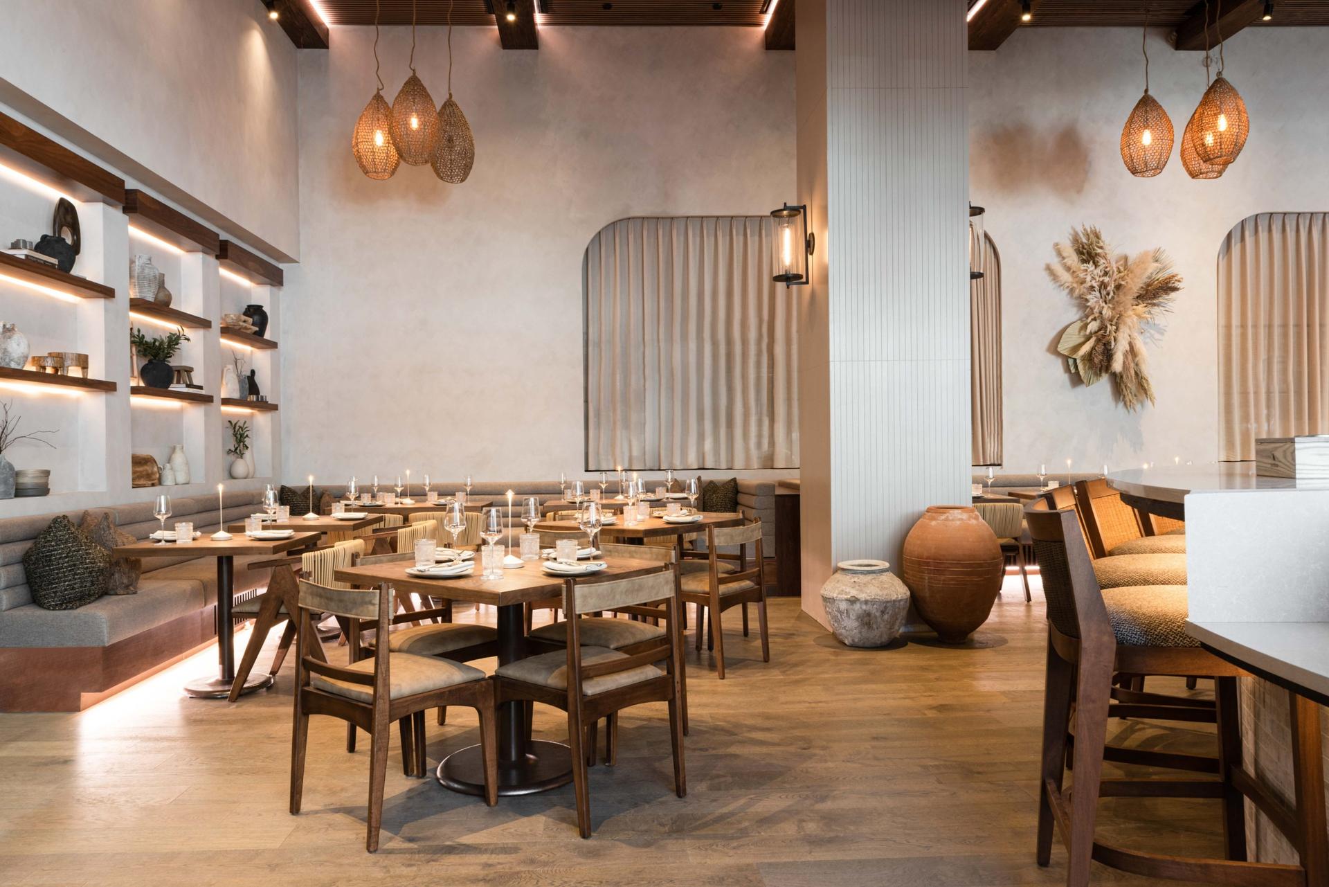 Indoor Dining Lounge
