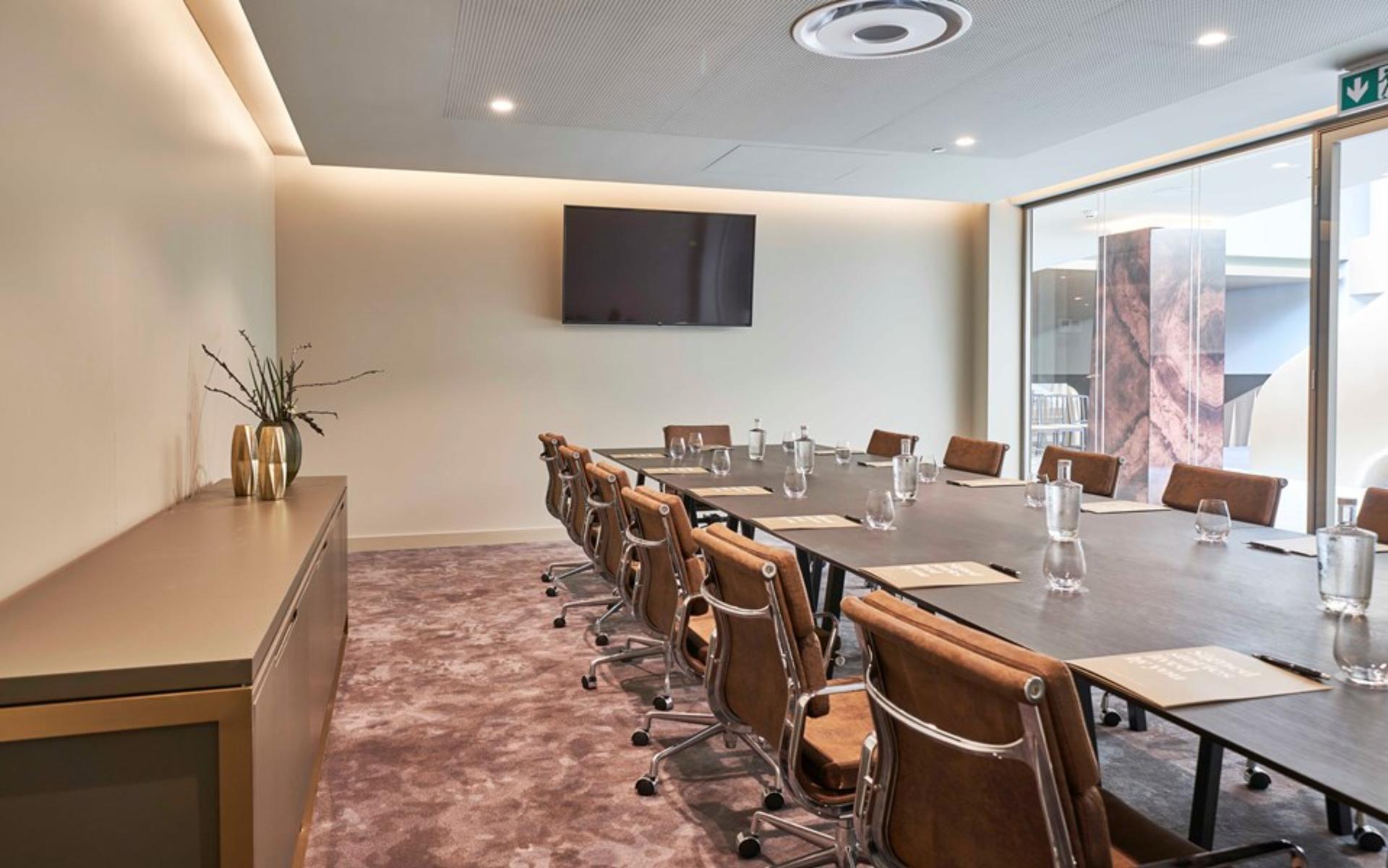 Monumental Boardroom 1