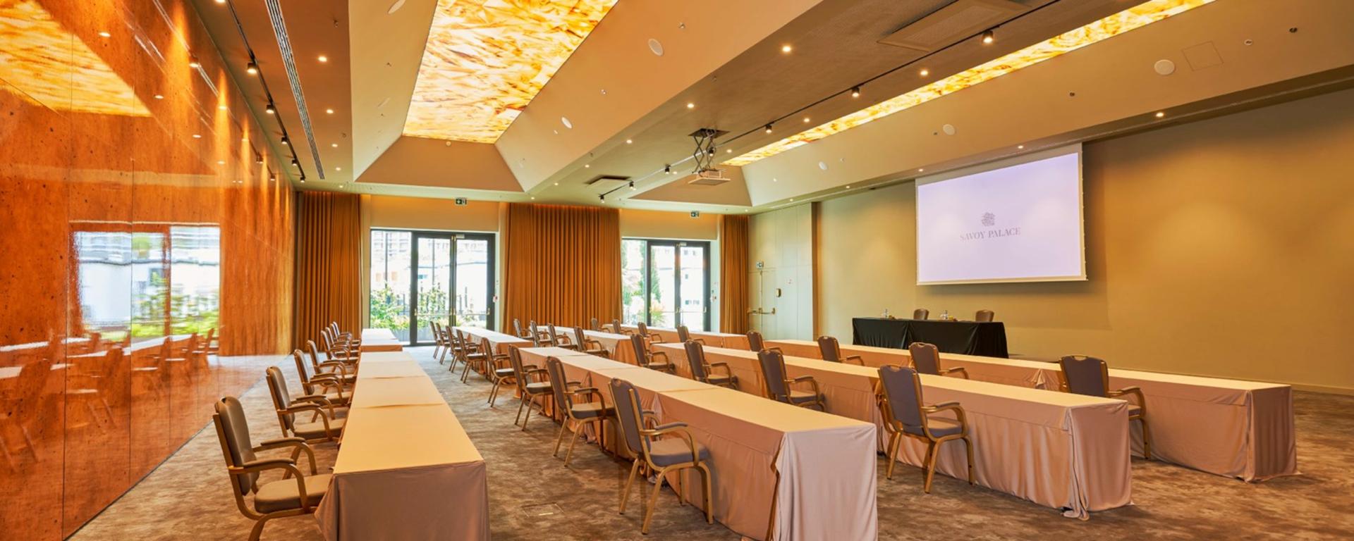 Monumental Meeting Room 3