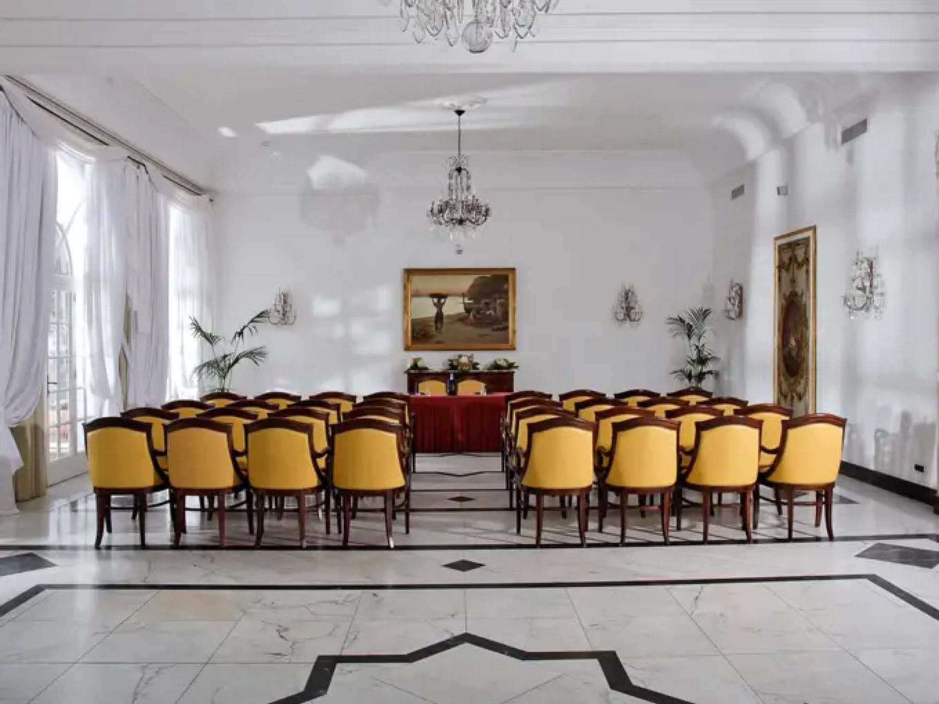 Sala Capri