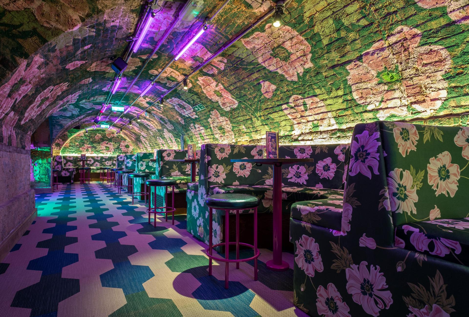Full Buyout of Blame Gloria Covent Garden
