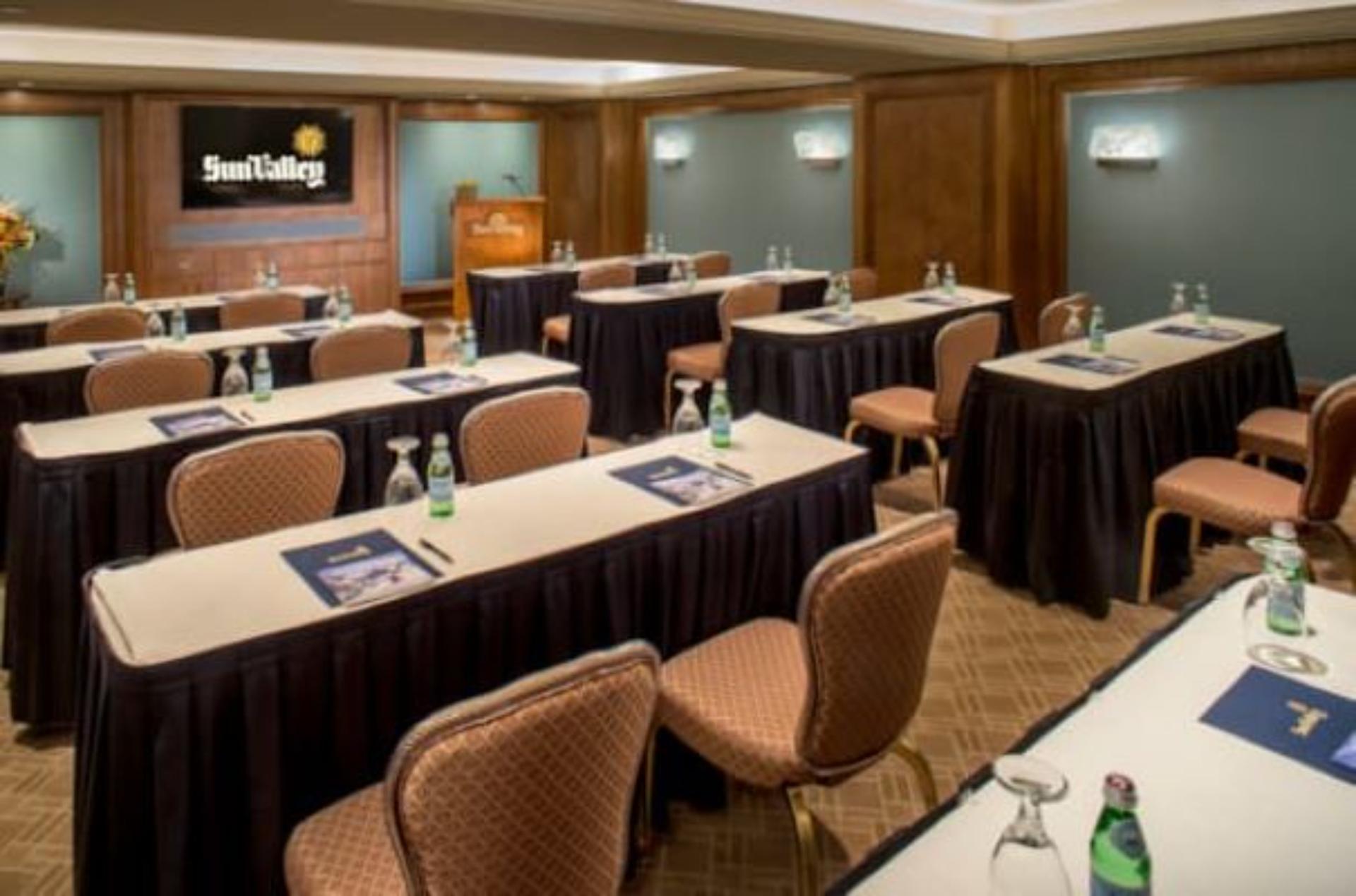 Lakspur Room