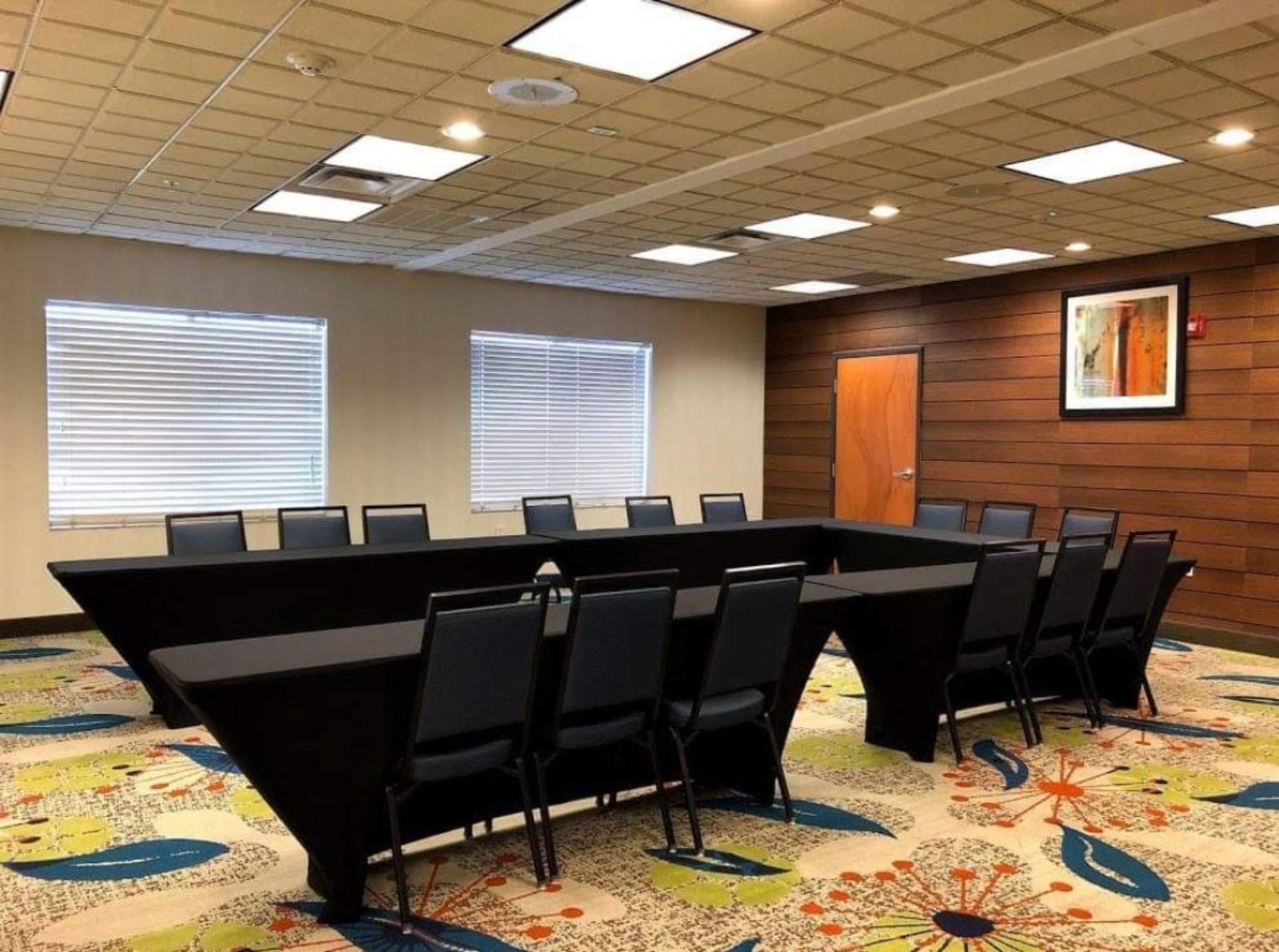 Canyon Room