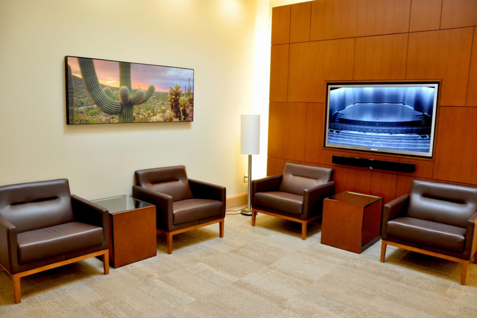 Friends Suite