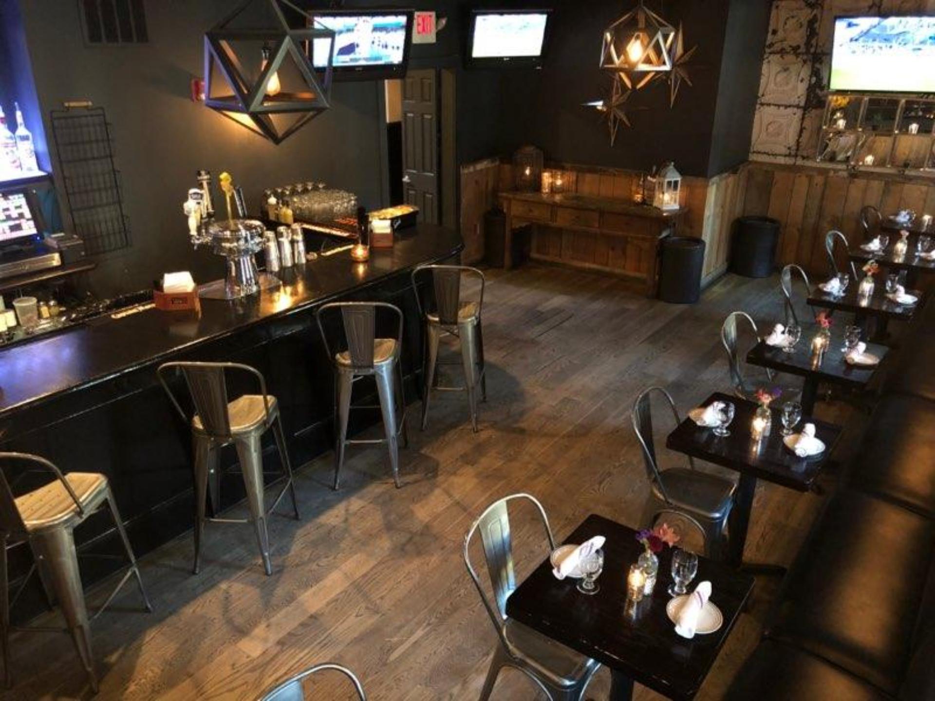 The Front Room Lounge