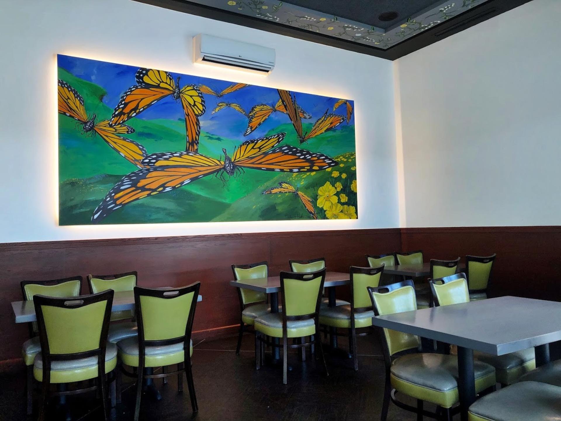 La Monarca Room