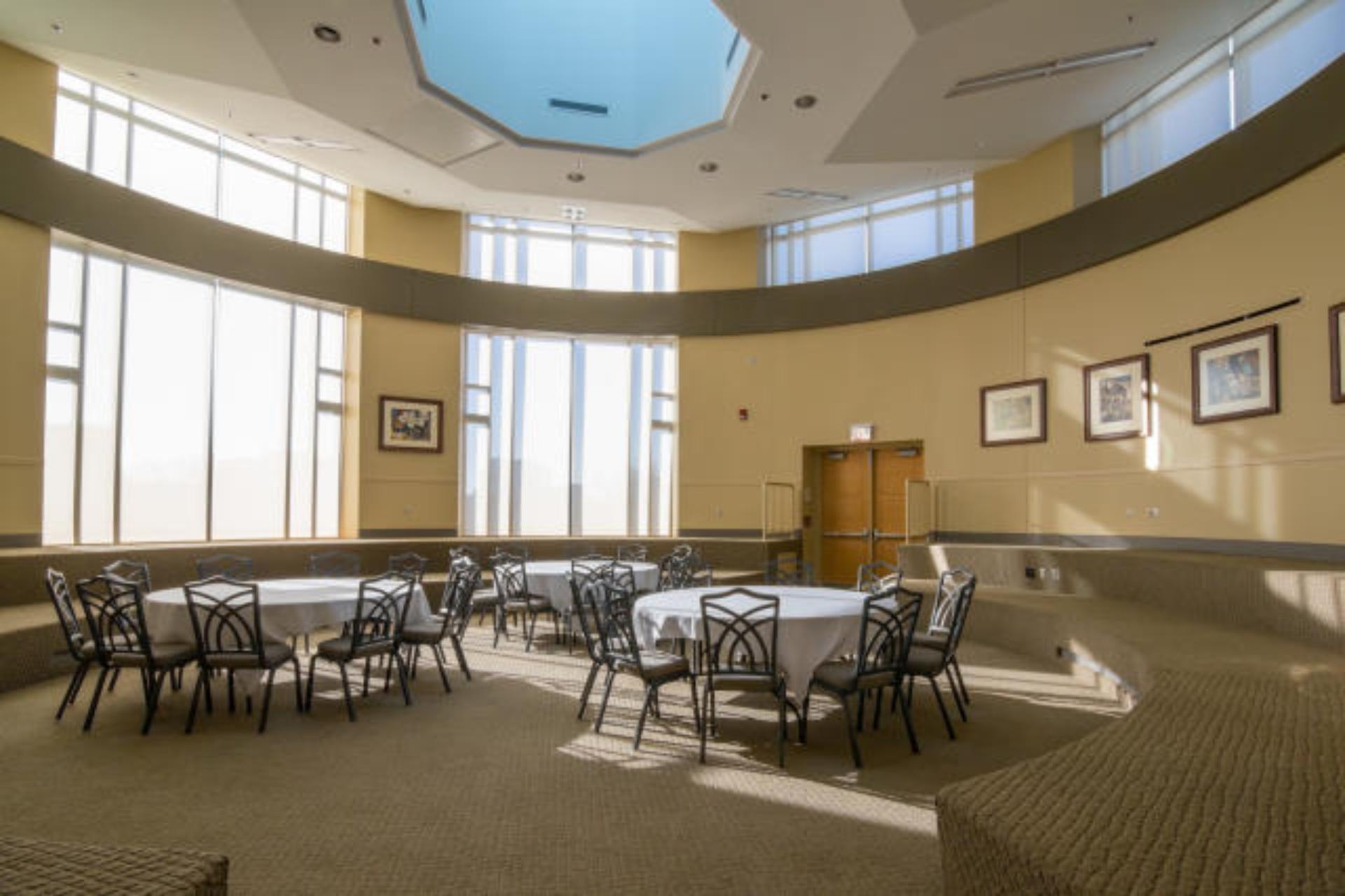 Round Meeting Room