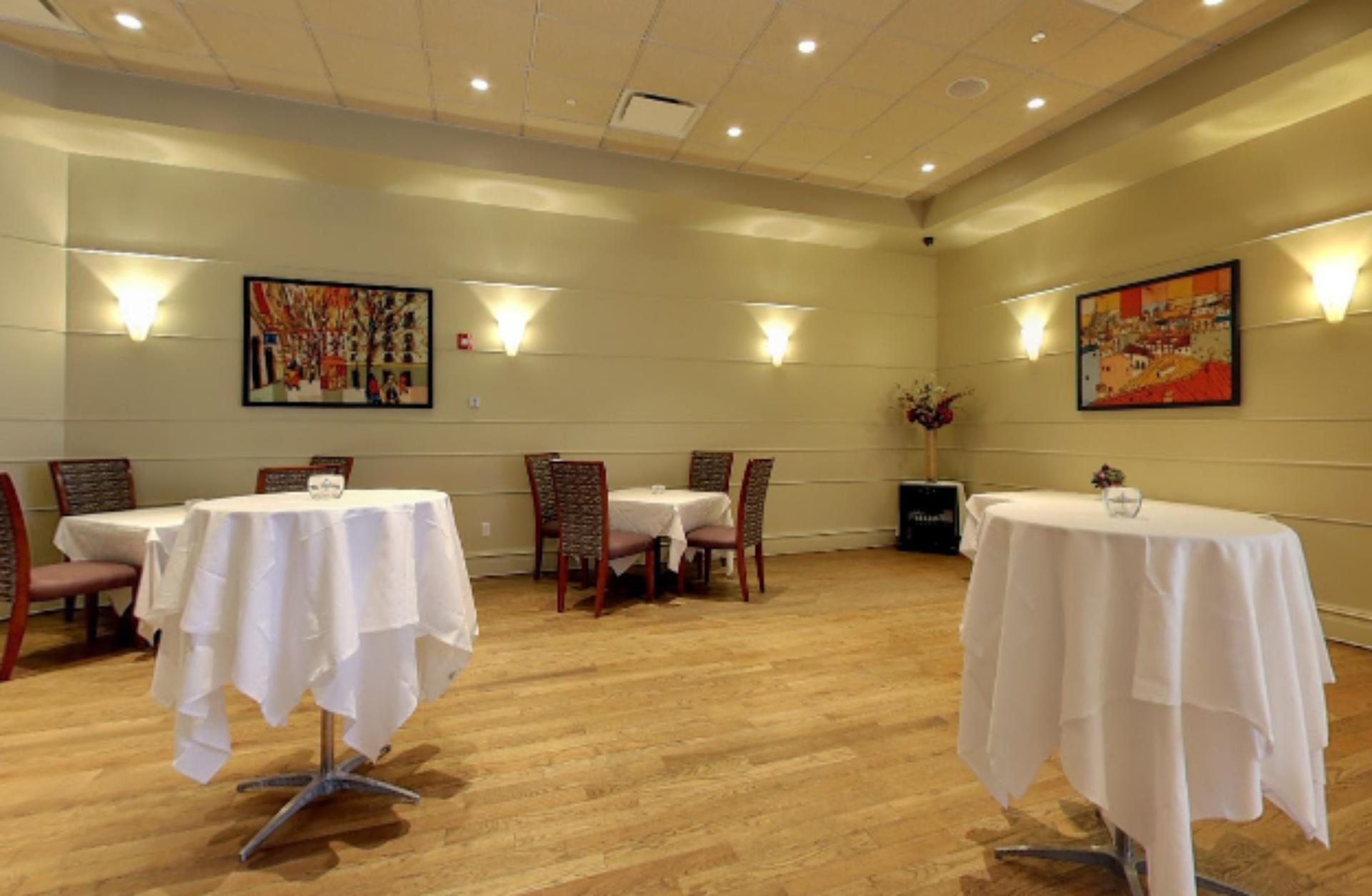 Arlington/Newbury Room