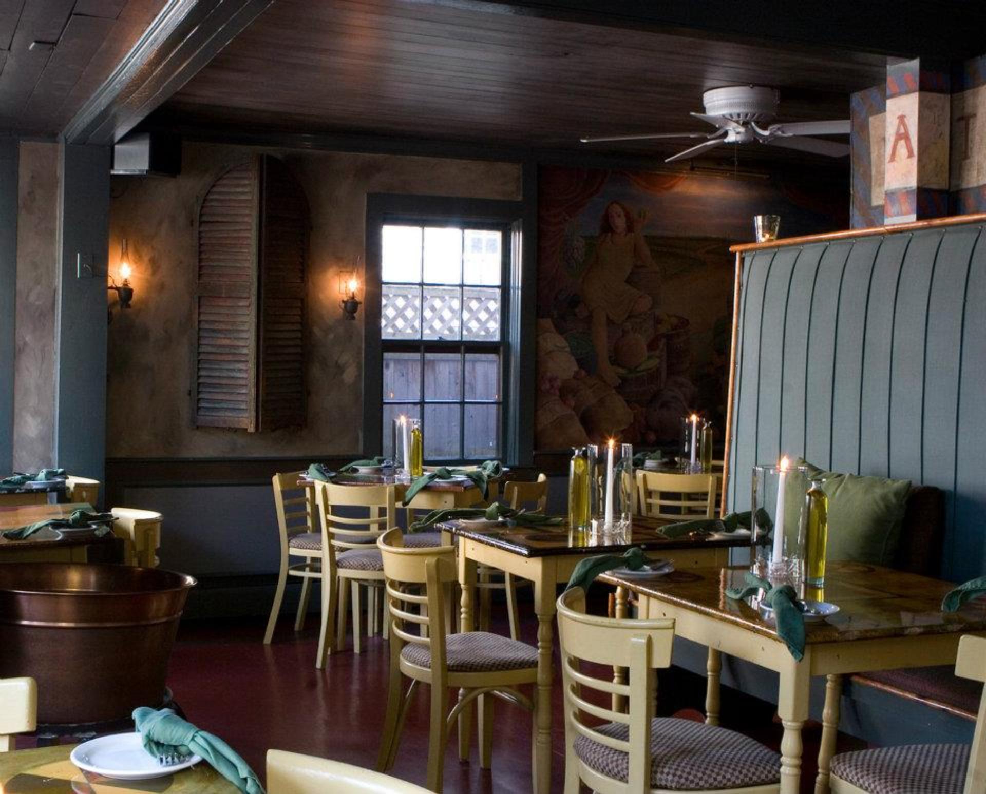 Dining Room and Bar