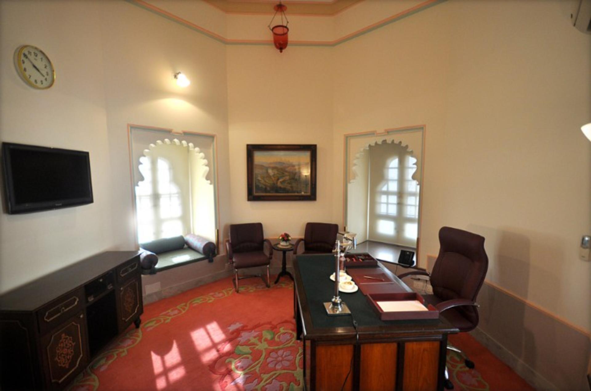 Coral Meeting Room