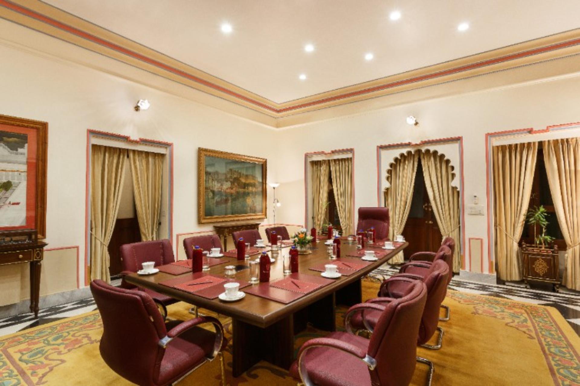 Topaz Meeting Room