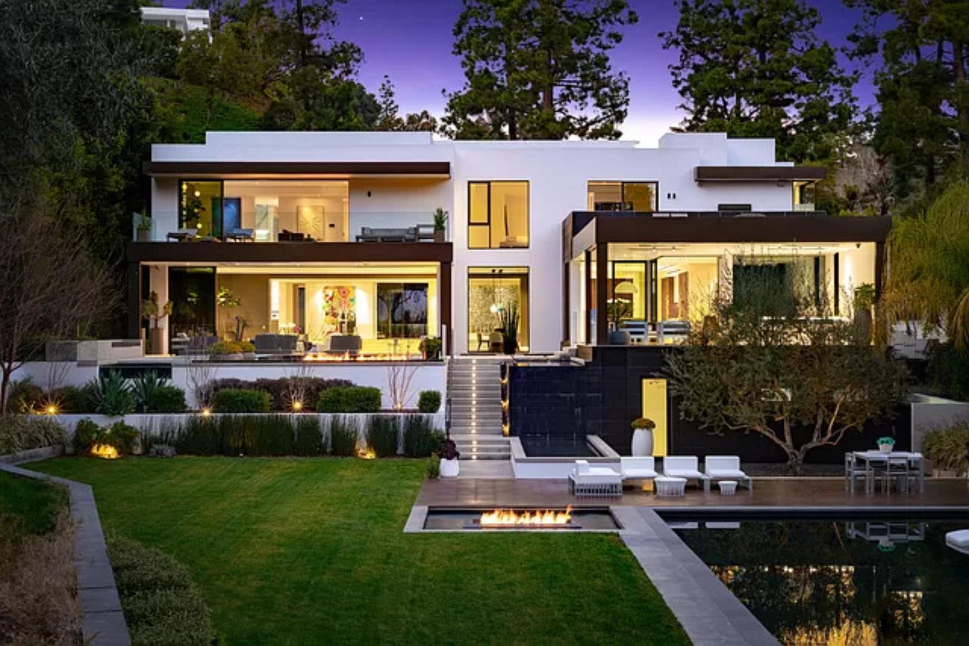 The Lago One