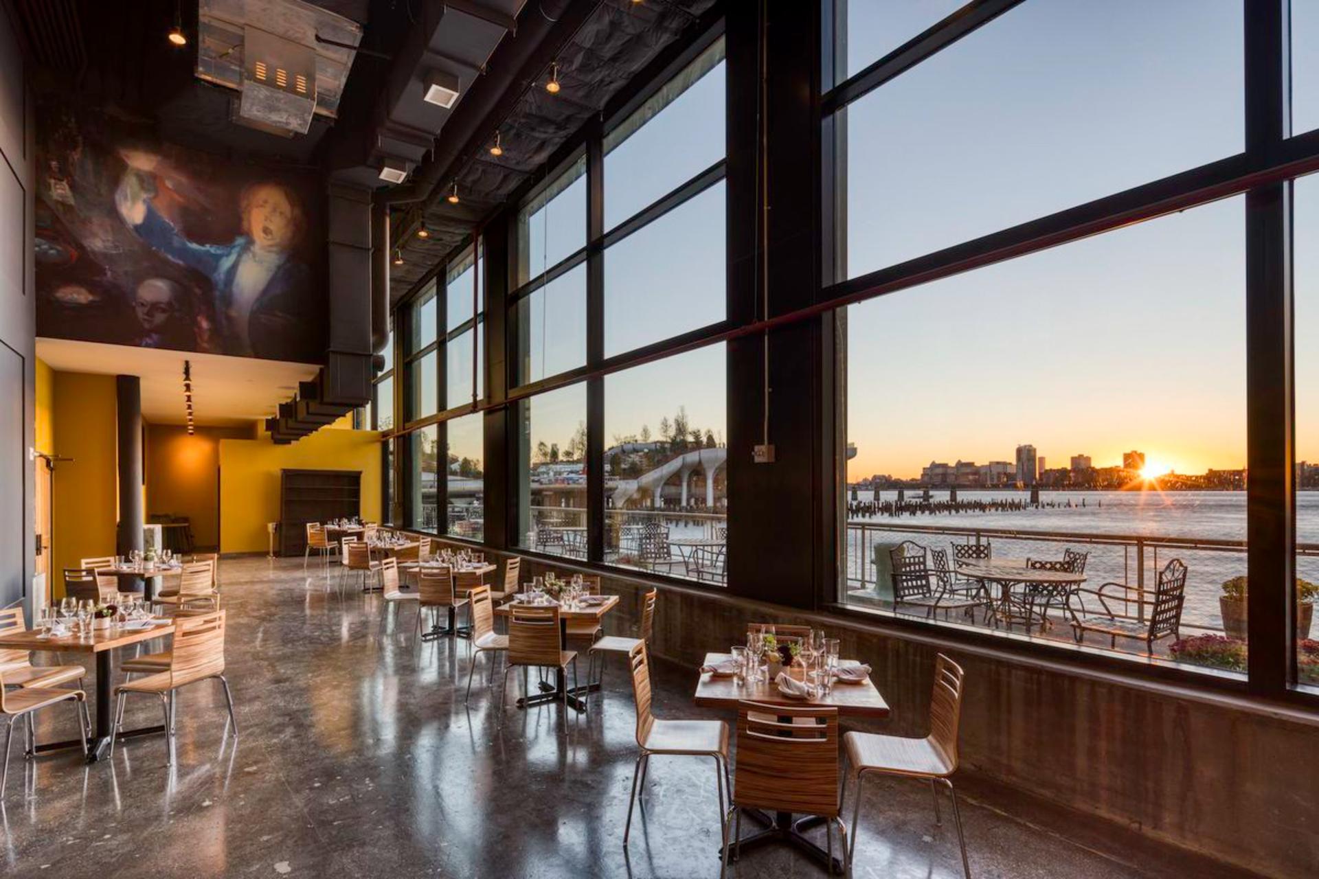 Hudson River Dining Room (River Level)