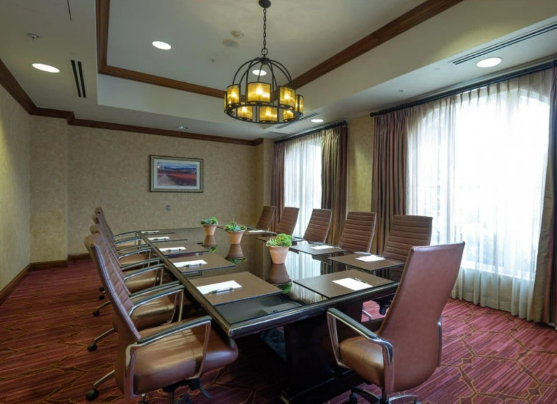 Petit Verdot Room 