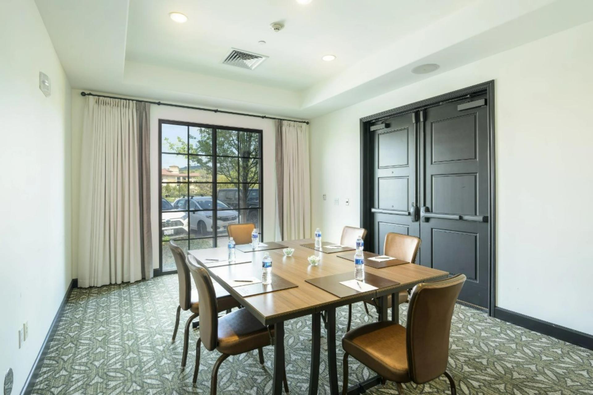 Merlot Room
