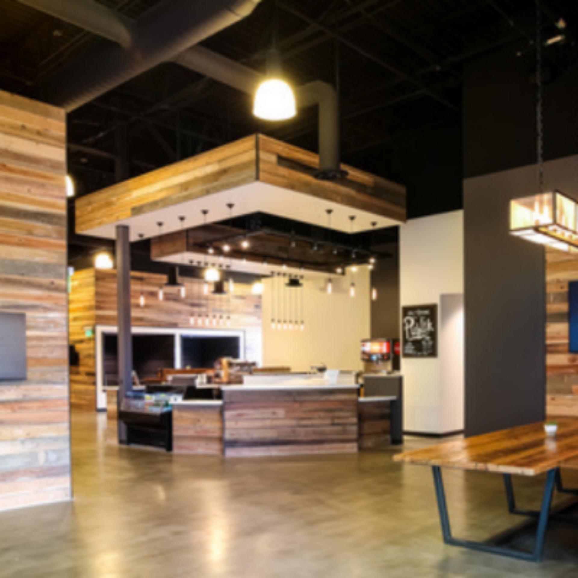 Cafe & Lobby